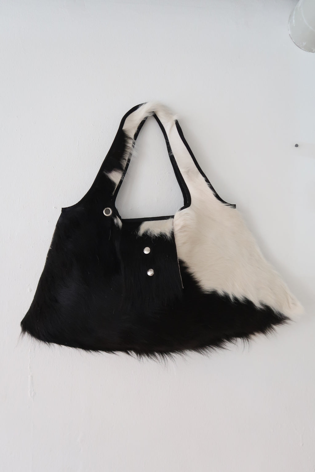 MIMI COW BAG BIG 01 DROP 03